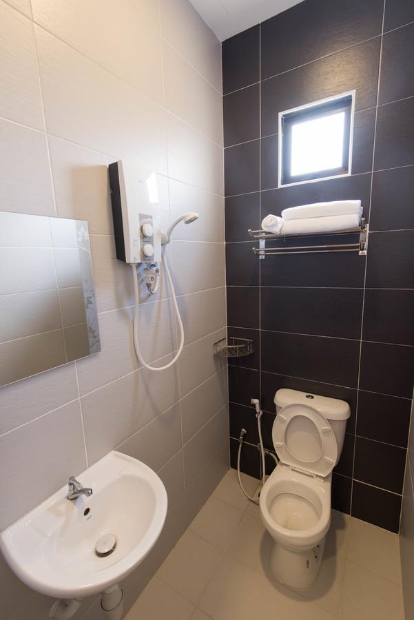 Homestay 21 Hotel Johor Bahru Ngoại thất bức ảnh